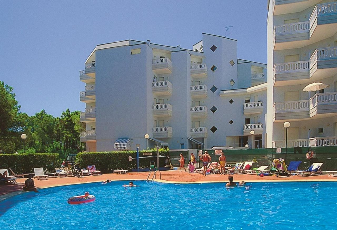 Ferienwohnung Residenza Rubin Lignano Sabbiadoro Exterior foto